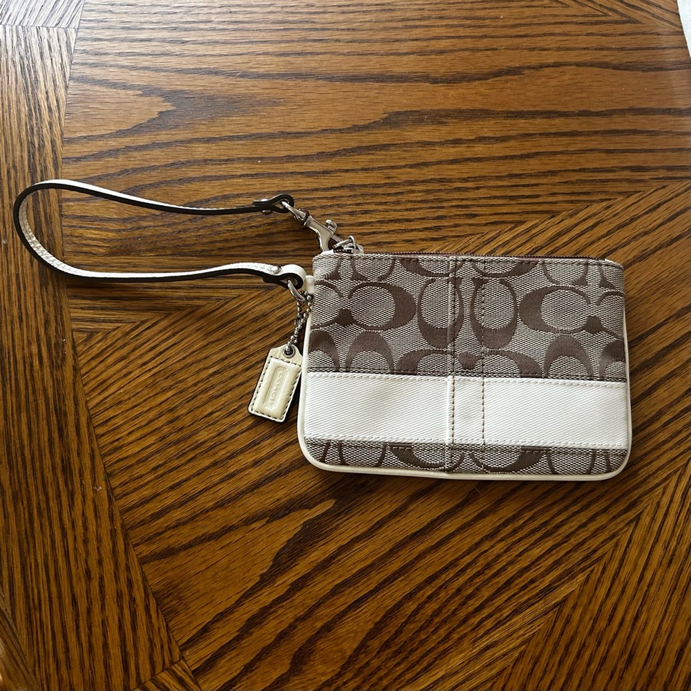 Coach | Signature Stripe Wristlet